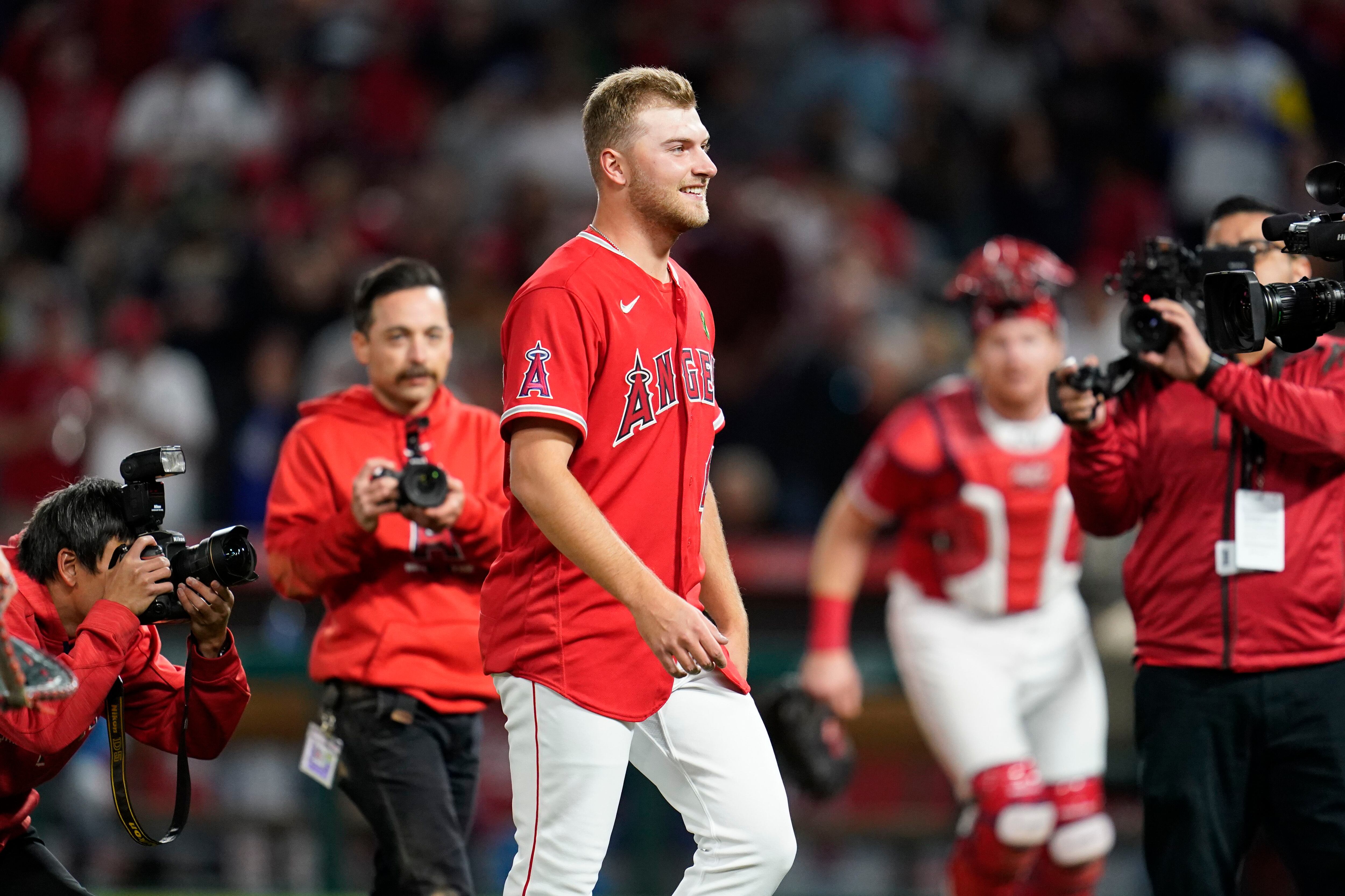 Angels rookie Reid Detmers throws no-hitter against Rays