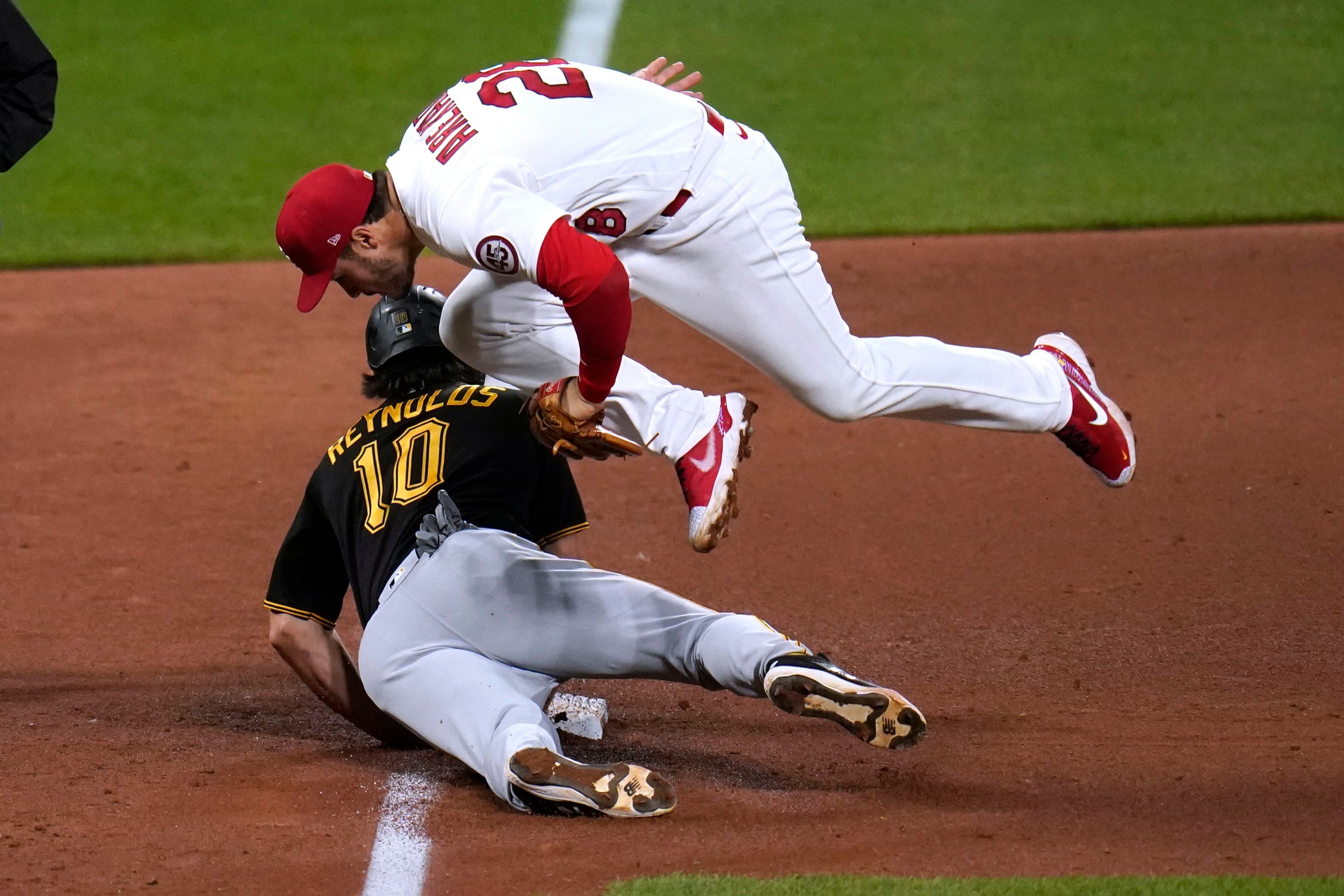 Arenado, Edman lead Cardinals to 5-2 win over Pirates