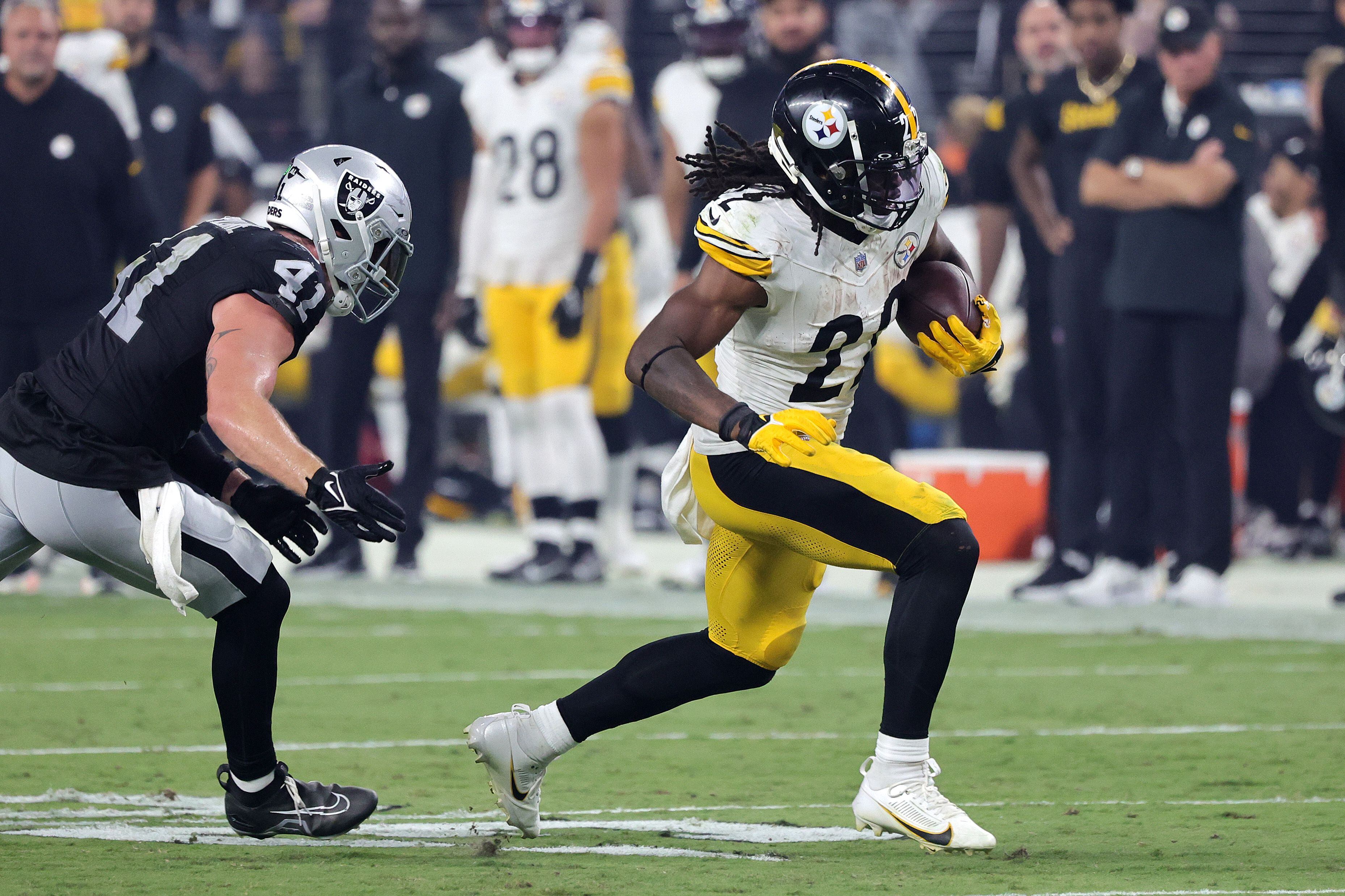 PHOTOS: Steelers take on Raiders for Sunday Night Football – WPXI