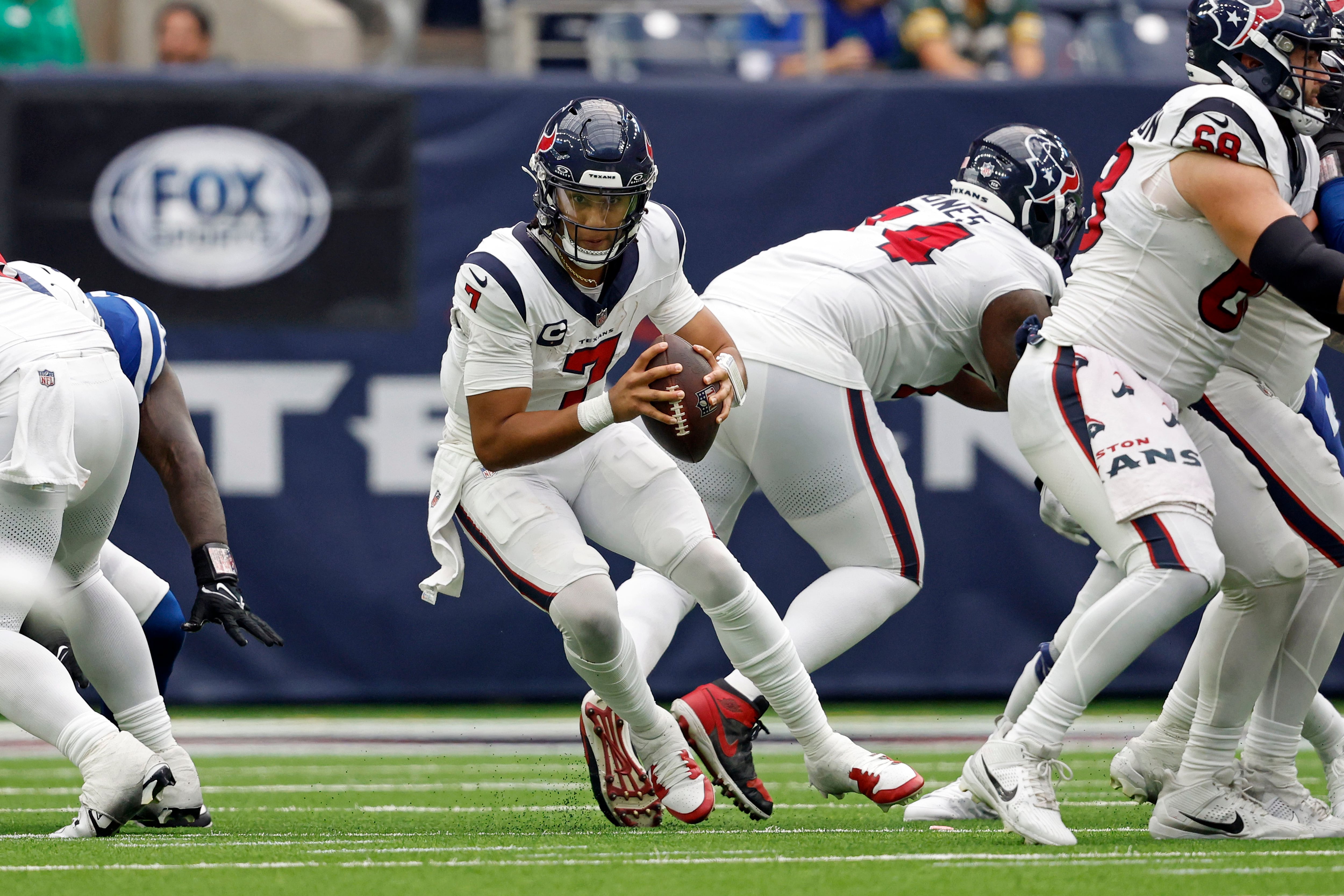 Houston Texans will be without Josh Jones, Laremy Tunsil vs. Steelers