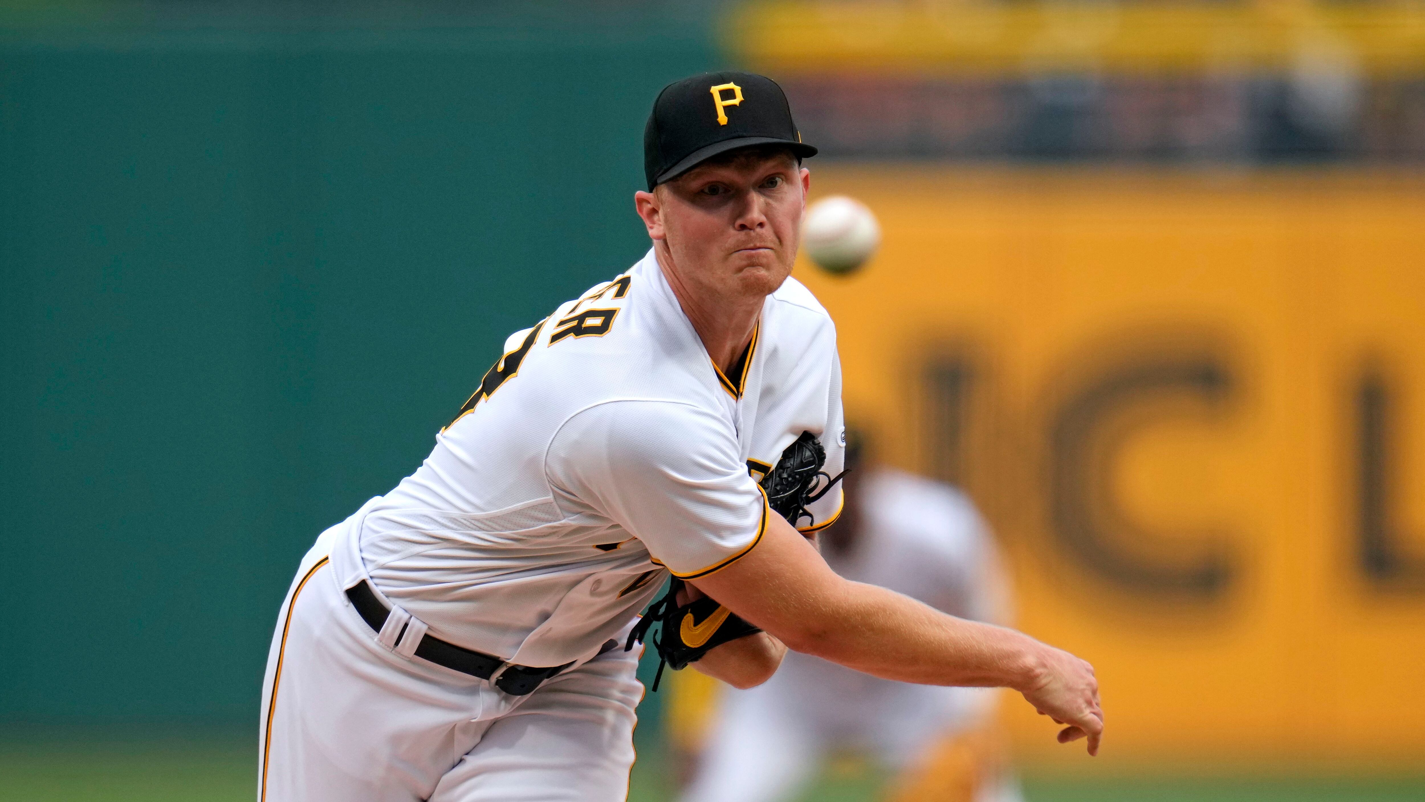 Pirates fall to Padres 6-2