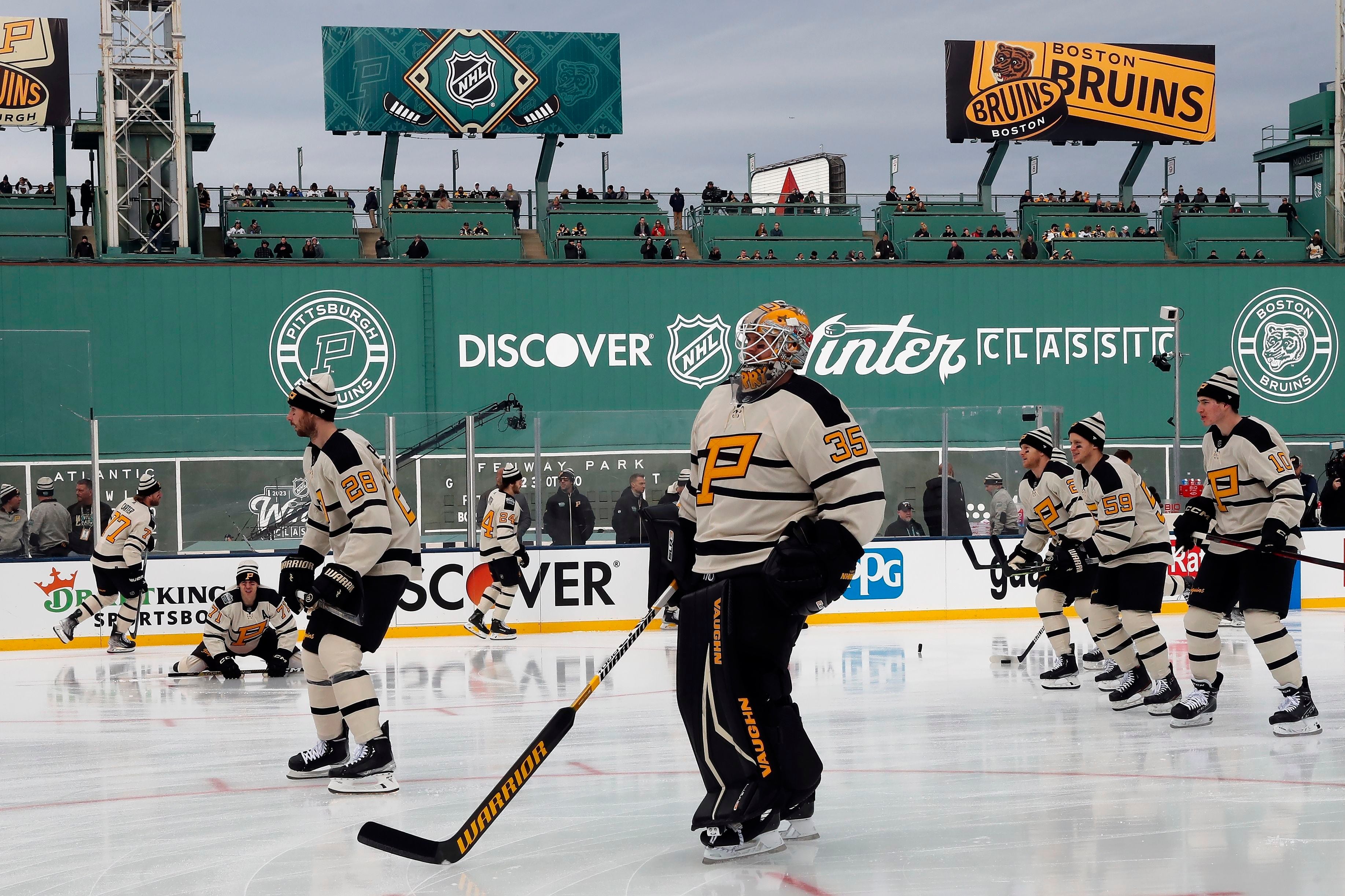 Hockey comes to Fenway as Bruins take on Penguins in Winter Classic