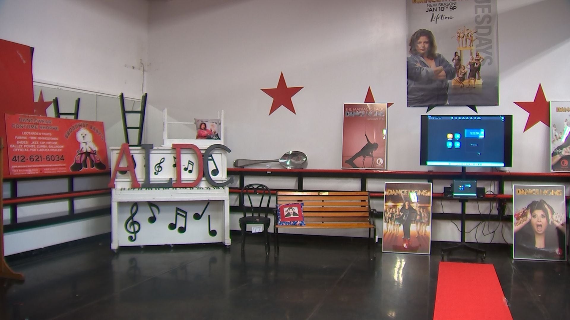 Abby Lee Miller auctioning off 'Dance Moms' memorabilia – WPXI