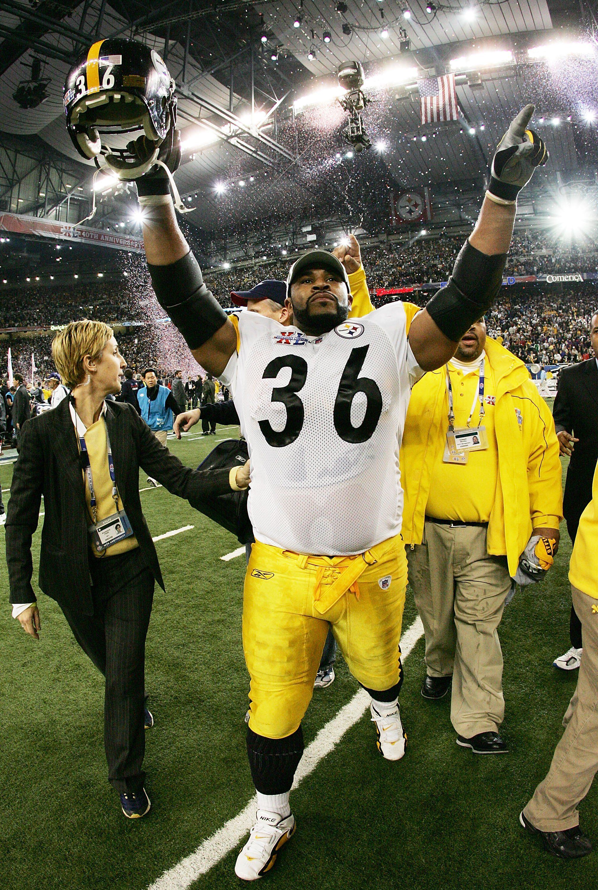 Super Bowl XL: The Bus makes final stop in Detroit as Jerome Bettis and  Steelers beat Seahawks, 21-10 – New York Daily News