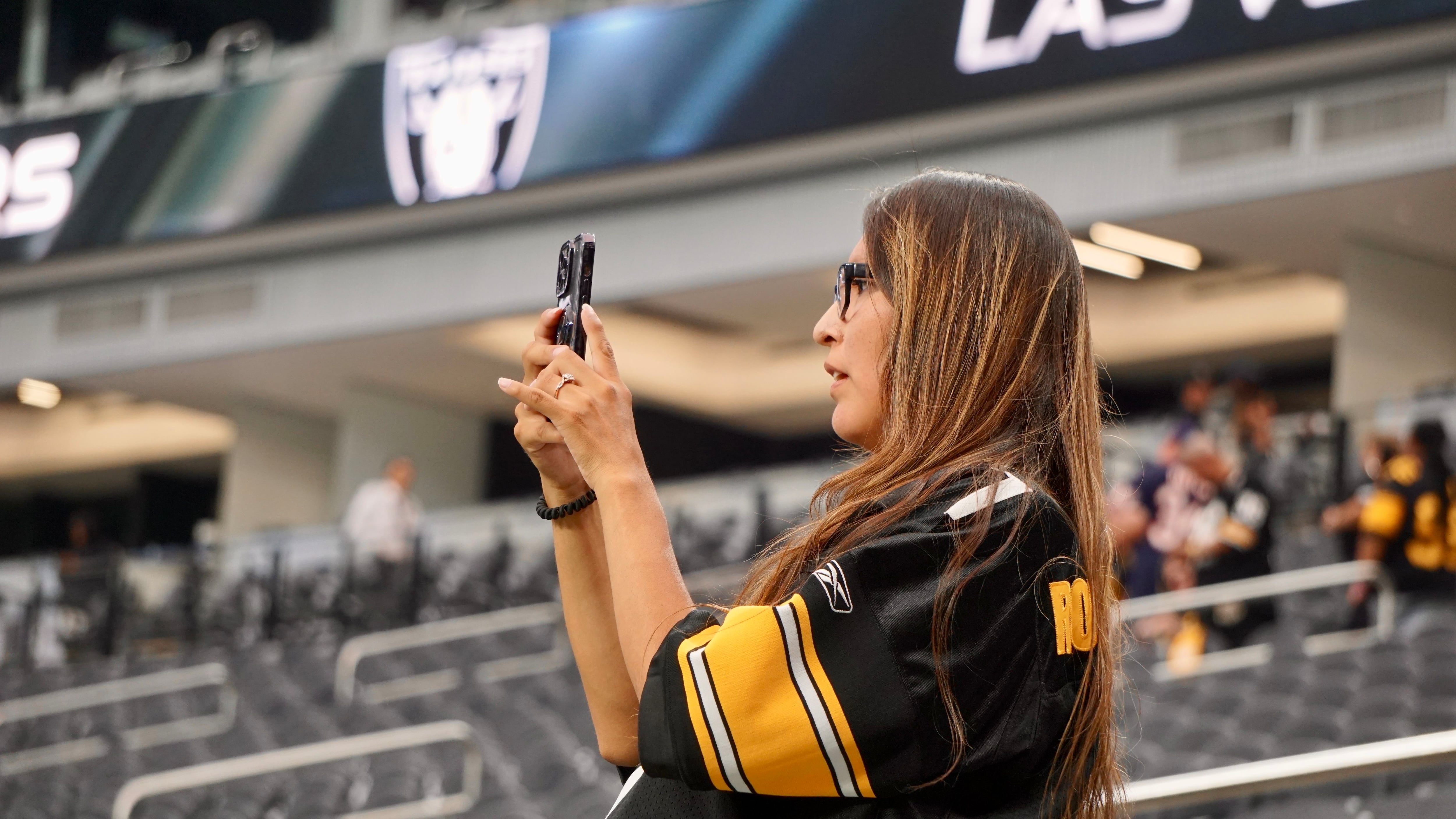 PHOTOS: Fans visit Las Vegas to see Steelers take on Raiders – WPXI