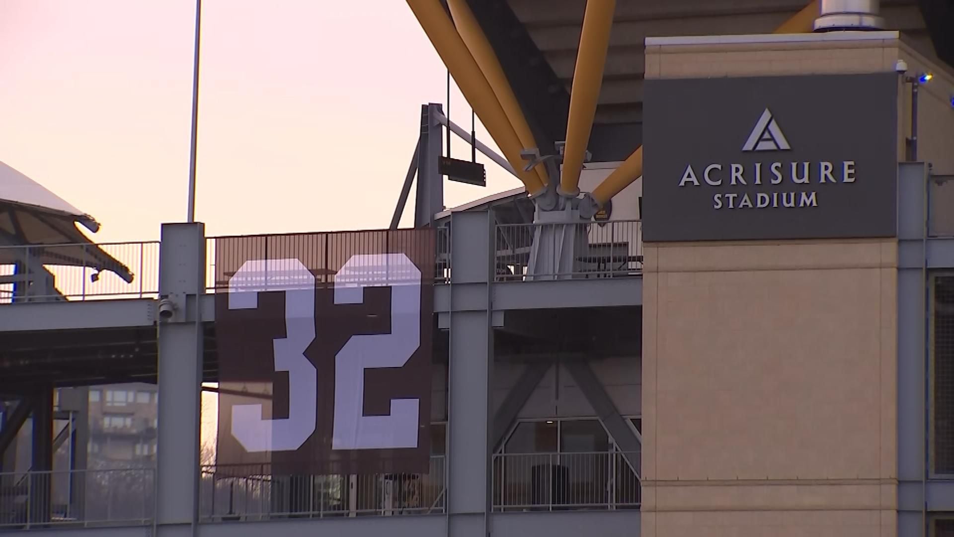 FRANCO HARRIS JERSEY RETIREMENT CEREMONY COLOR 8X10 12/24/22 ACRISURE  STADIUM