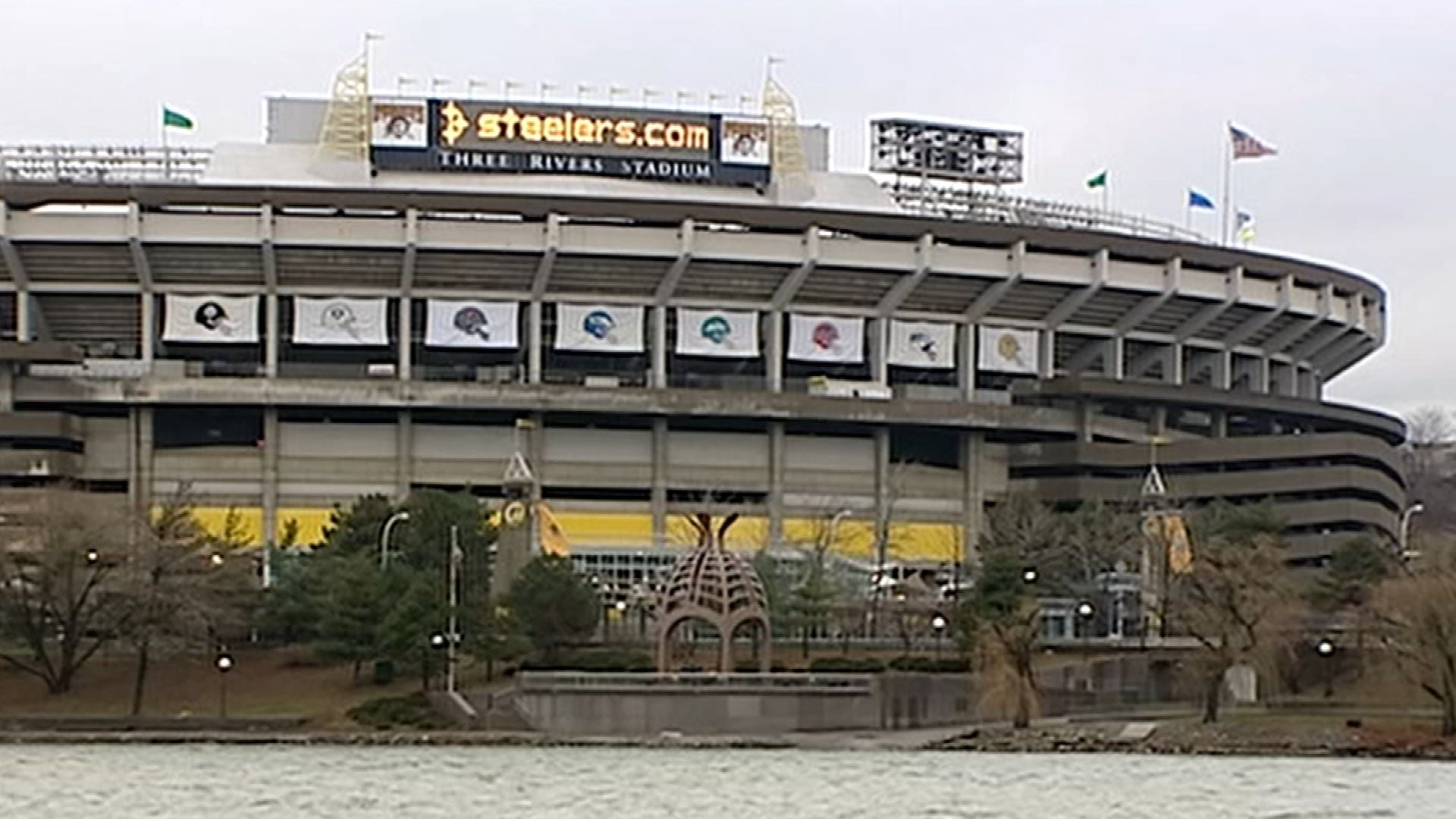 This Week in Pittsburgh History: Three Rivers Stadium Opens