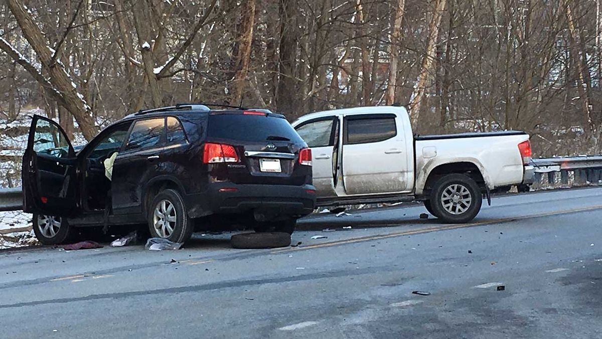 Injuries reported after multi-vehicle crash in Ross Township