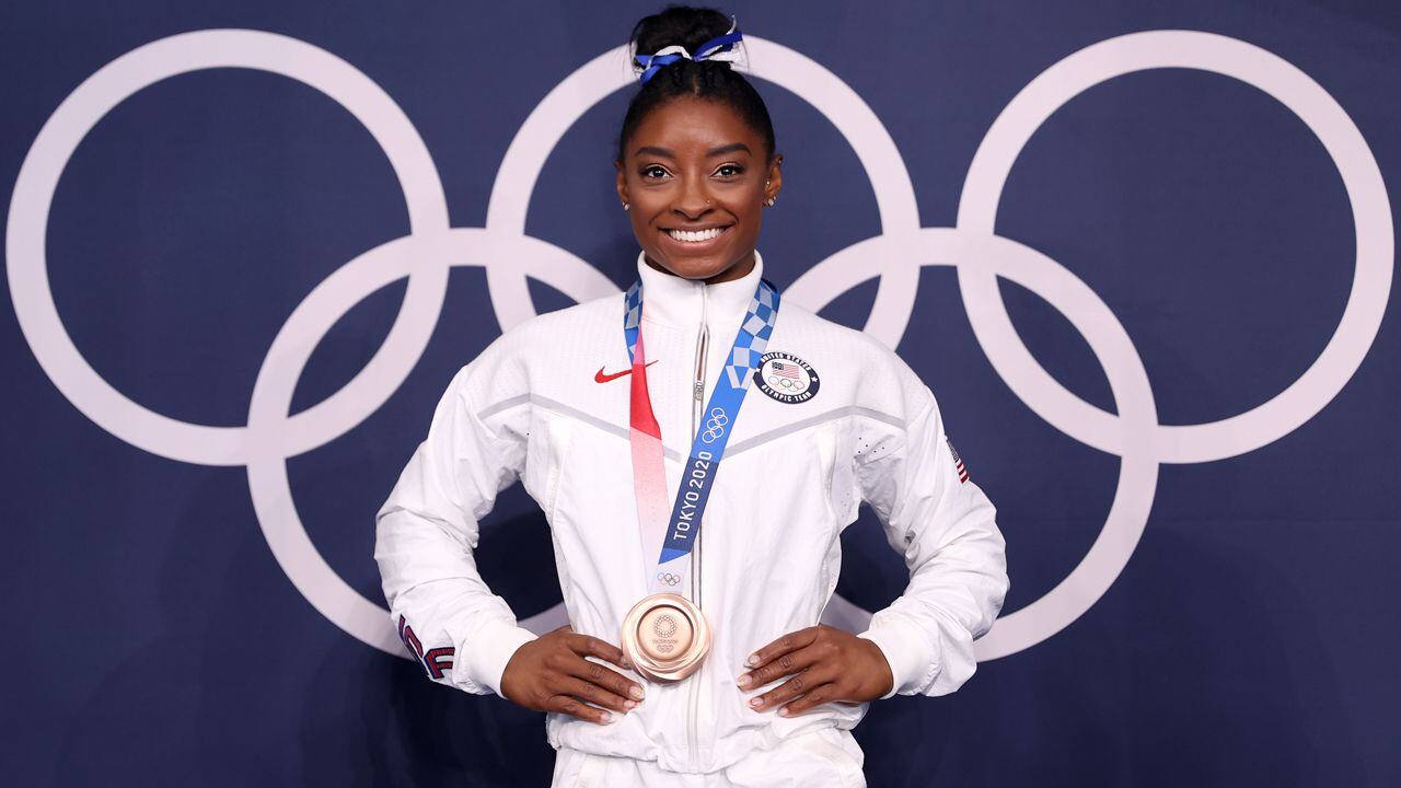 Star Olympic Gymnast Simone Biles gets married to NFL player Jonathan Owens  - Hindustan Times