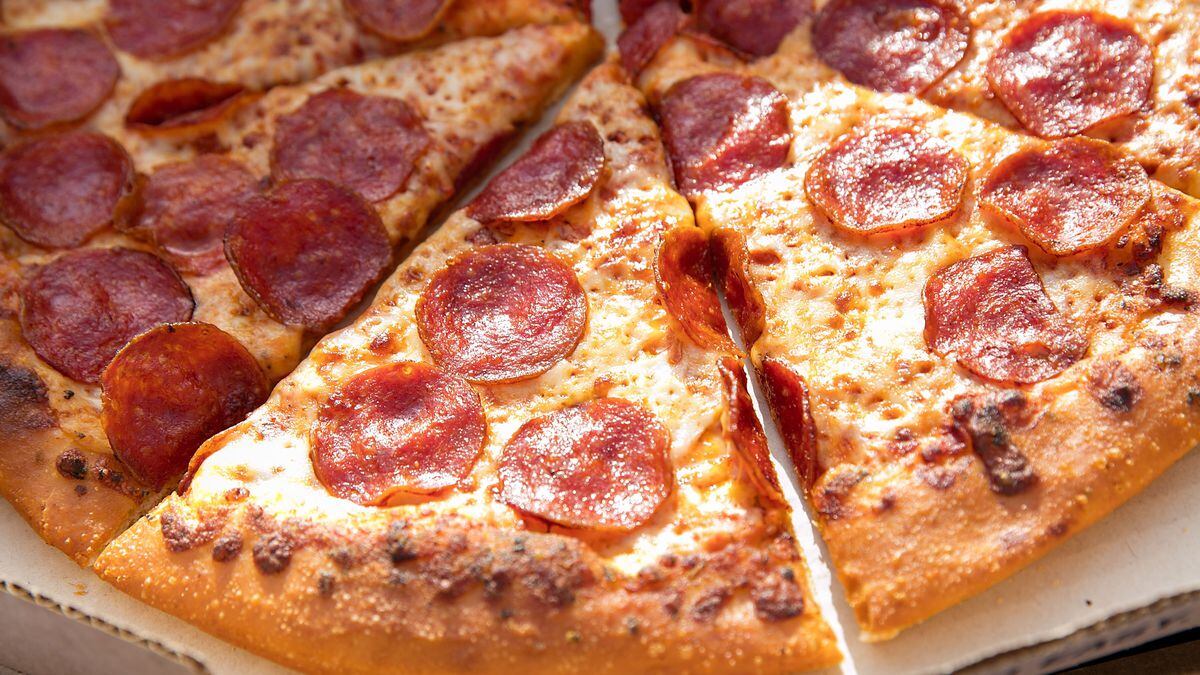 pizza-hut-giving-away-half-a-million-free-pizzas-to-2020-graduates