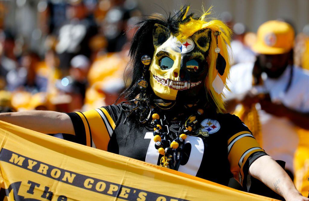 PHOTOS: Fans visit Acrisure Stadium for first Steelers preseason game held  at home – WPXI