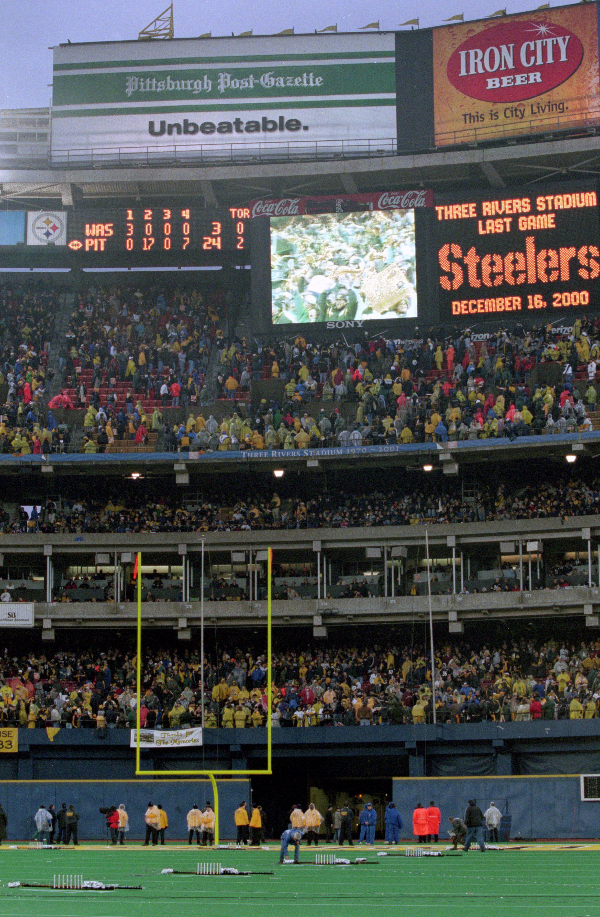 ON THIS DAY: December 16, 2000, Steelers play last game at Three